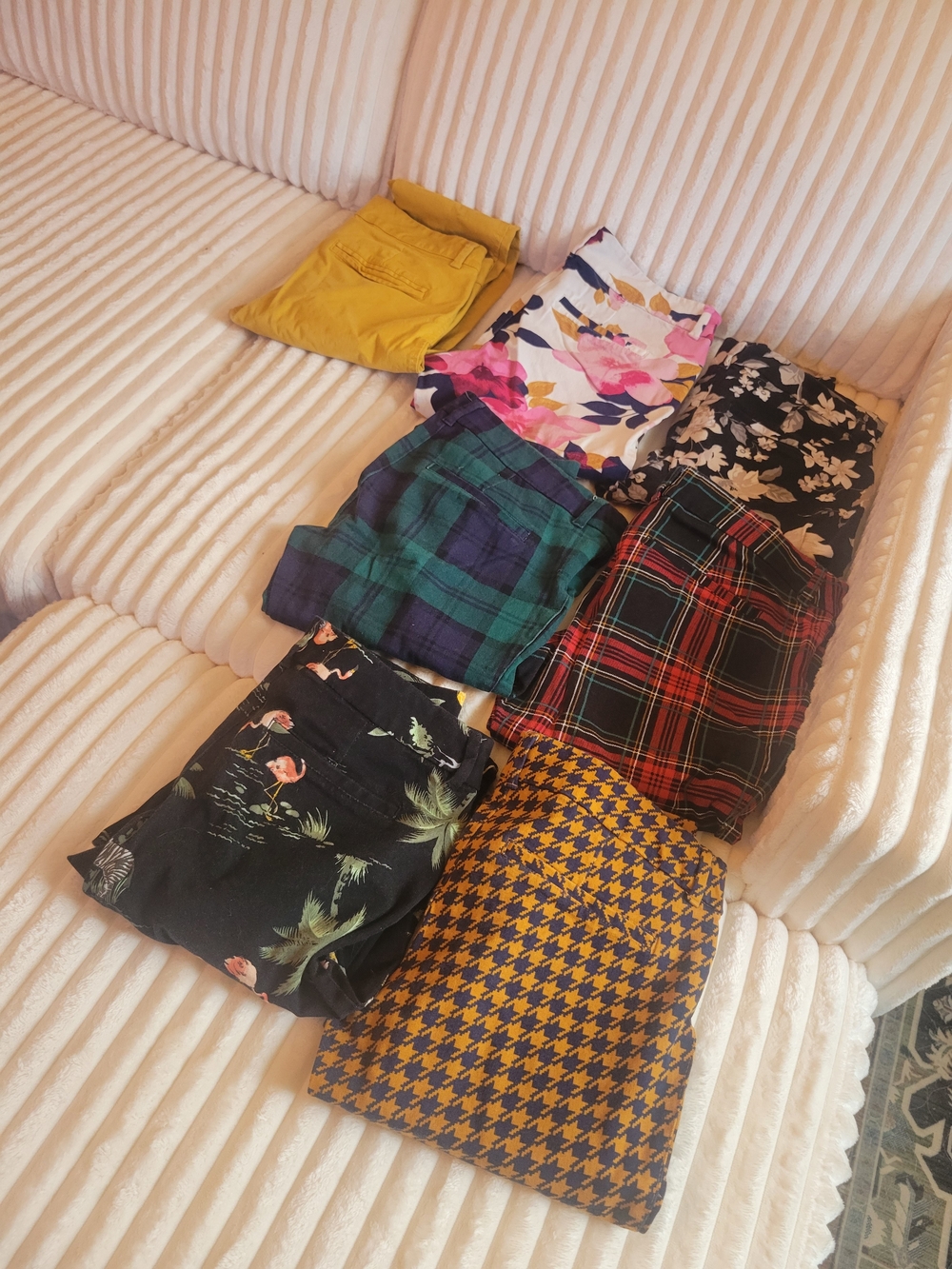 Bundle Of Womens Pants, Size 2!